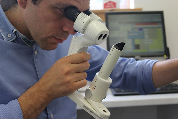 Slit lamp